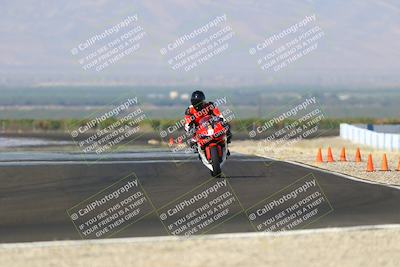 media/Sep-21-2025-TrackDaz (Sun) [[277c75b276]]/A Group/10am (Turn 1)/